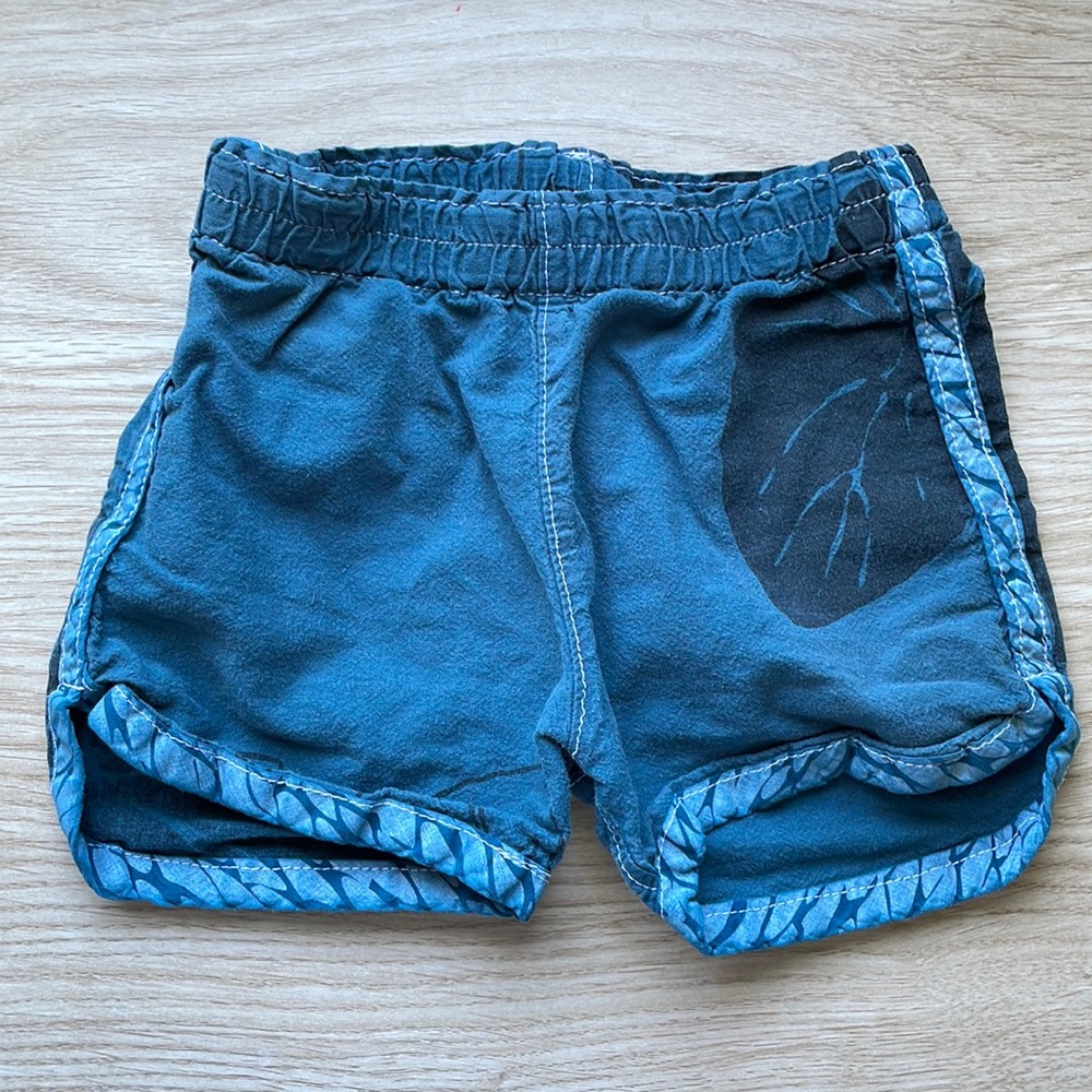 Kealopiko (three piko) Shorts